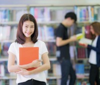GIÁO DỤC Ở HOA KỲ VÀ VƯƠNG QUỐC ANH CÓ GÌ KHÁC?