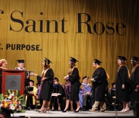 CHƯƠNG TRÌNH ĐÀO TẠO ÂM NHẠC TẠI ĐẠI HỌC SAINT ROSE CÓ GÌ ĐẶC BIỆT?