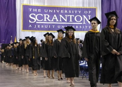CÁCH SCRANTON UNIVERSITY PHÁT TRIỂN KỸ NĂNG LÃNH ĐẠO CHO SINH VIÊN