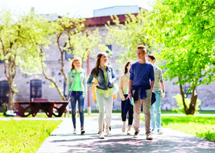 DƯỚI MẮT NHÌN TRONG CUỘC: NHỮNG LÝ DO NÊN DU HỌC MỸ