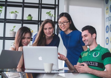 9 KÊNH YOUTUBE TRIỆU VIEWS TỰ HỌC MỌI THỨ TRÊN ĐỜI
