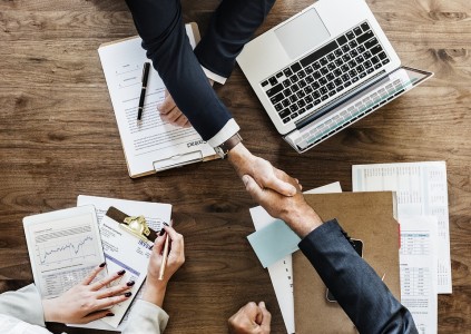 TẠI SAO NÊN CHỌN HỌC NGÀNH KINH DOANH THƯƠNG MẠI - COMMERCE TẠI MỸ?