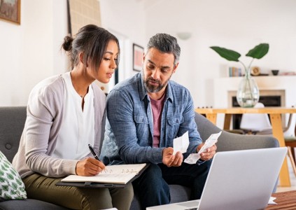 TOP NGHỀ CÓ THU NHẬP HƠN 100.000 USD MỖI NĂM TẠI MỸ